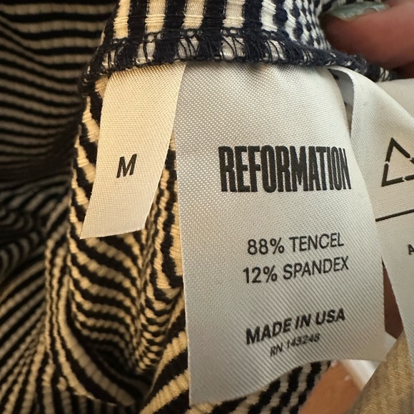 Reformation‎ Black and White Striped Mini Cap Sleeve Dress - Picture 5 of 5